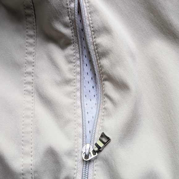 🏃‍♀️Tail Tech Performance Light Tan Cropped Pants - Picture 5 of 9